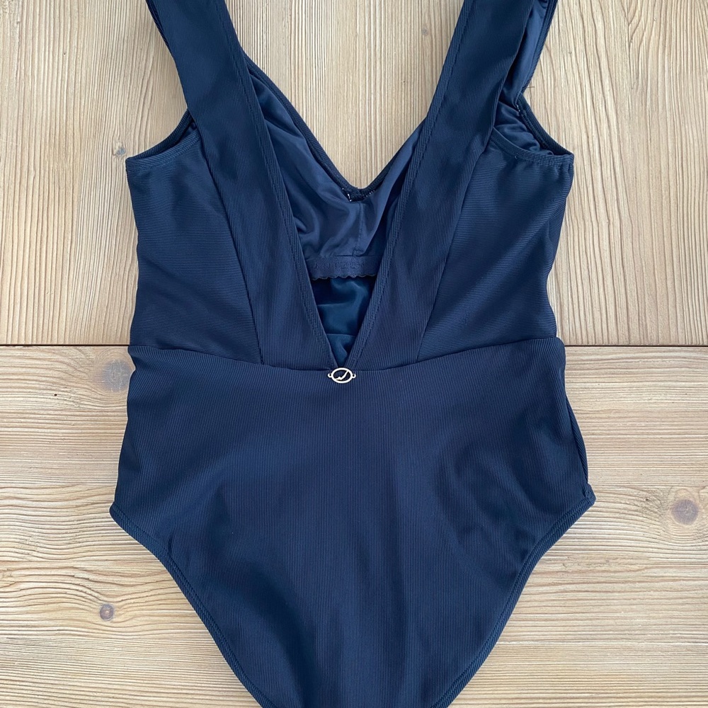 Chic Black Jantzen One-Piece Swimsuit size 16 - Picture 3 of 4